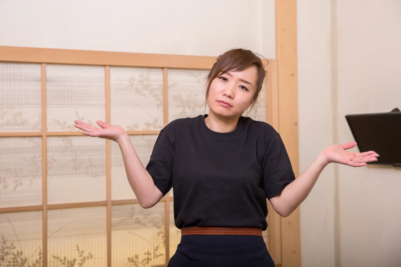 飲食店で両者の仲が悪化する構造的な原因