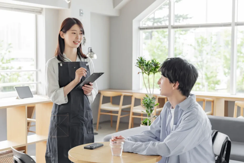 飲食店勤務を恥ずかしいと感じてしまう心理的背景