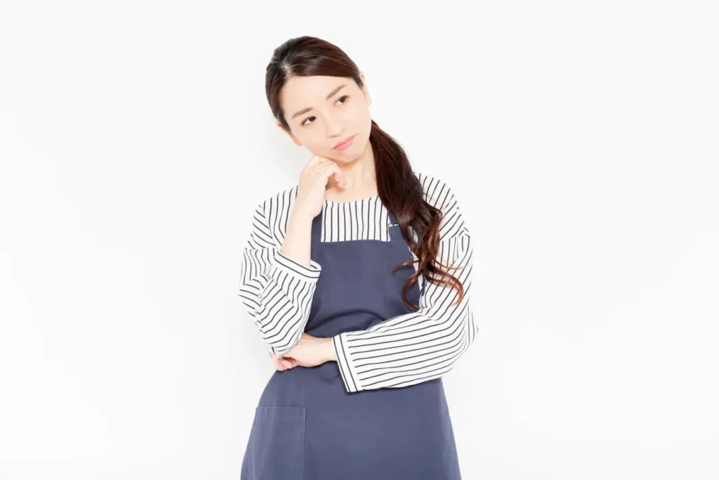 飲食バイトで先輩に話しかけられないリスク